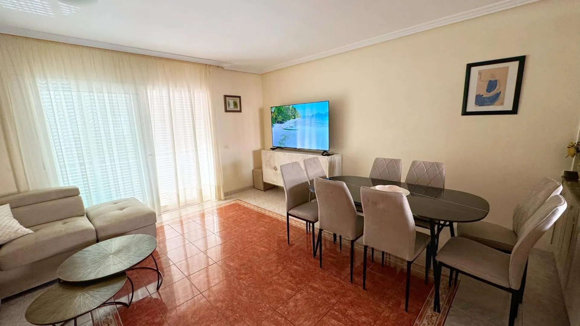 Hugo'S Holiday Apartment In Costa Del Silencio Arona  Spain